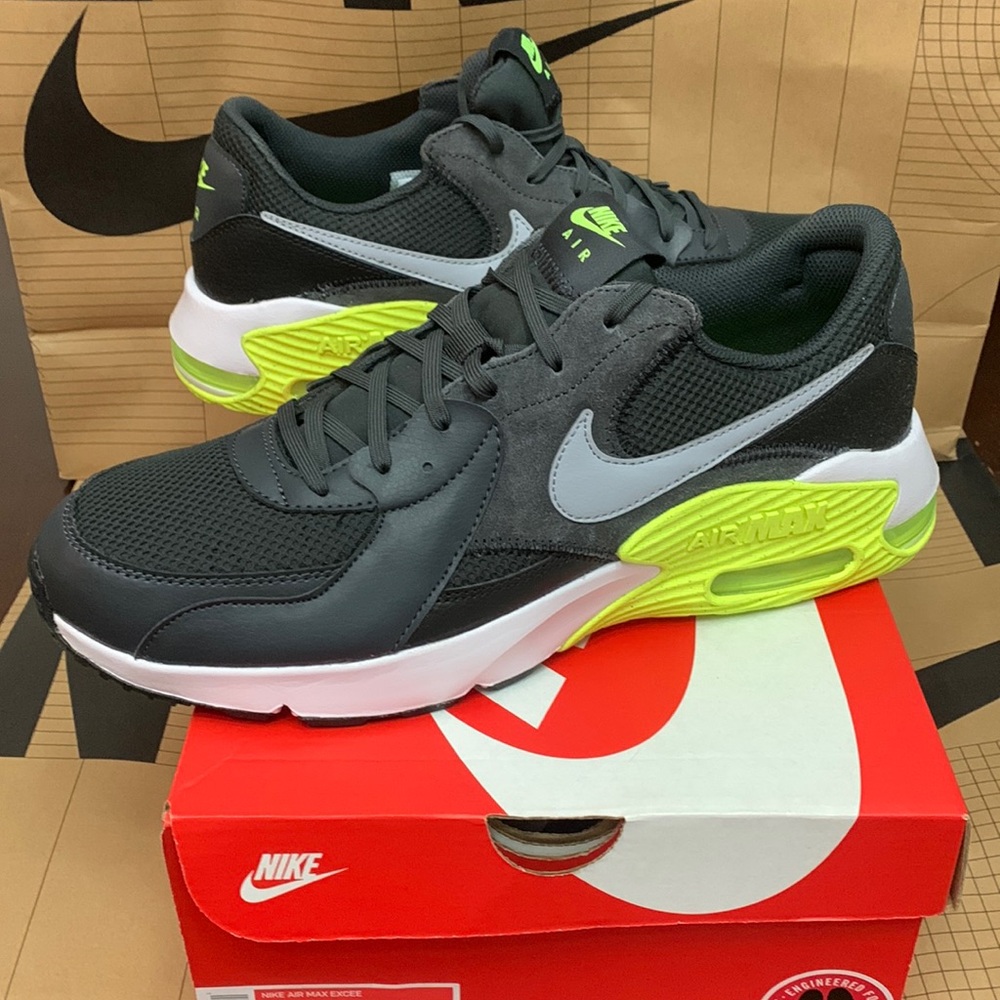 Air Max Mens Size:12